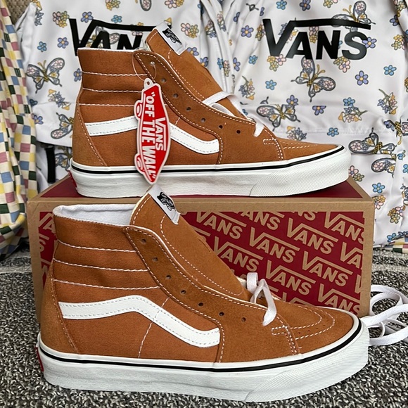 Vans Shoes - Vans WMNS Sk8-Hi Tapered
Color Theory Meerkat
VN0A7Q62BKQ Sneakers